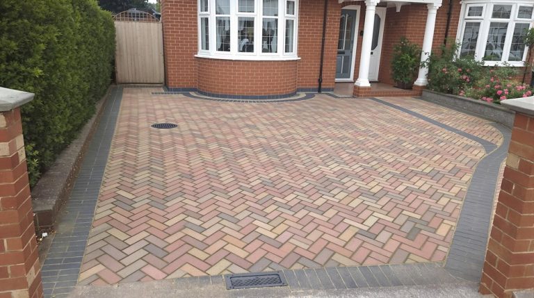 Block paving patios suppliers In Little Burstead